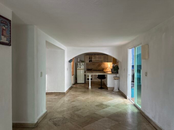 CASA EN VENTA EN ARBOLEDAS CHIPITLÁN, CUERNAVACA, MOR.