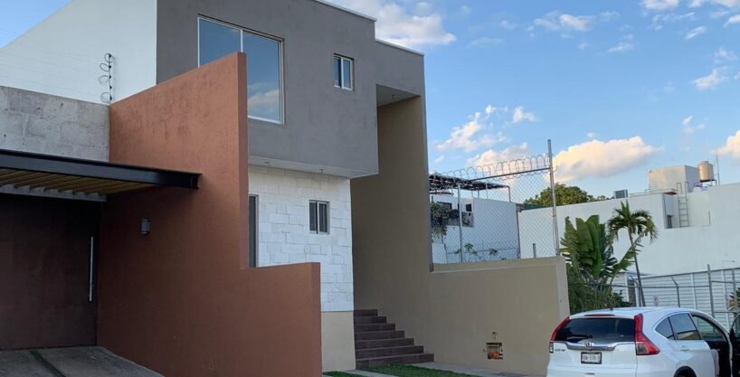 Foto 1 — casa en venta en Cuernavaca (Fraccionamiento Ahuatlán Tzompantle, Cuernavaca)