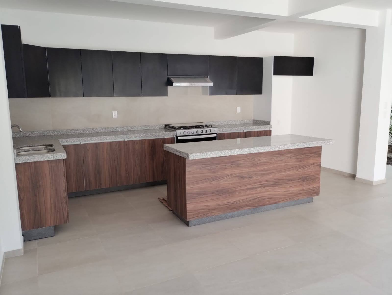 CASA EN VENTA EN RESIDENCIAL LAS FINCAS, JIUTEPEC, MOR. 5 Foto 4 — casa en venta en Jiutepec (Residencial Las Fincas, Jiutepec)