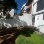 Fachada y jardín de casa en renta en Lomas de Cortés, Cuernavaca