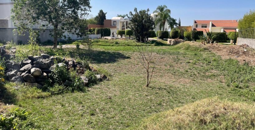 Foto 1 — terreno en venta en Cuernavaca (Fraccionamiento La Herradura, Cuernavaca)